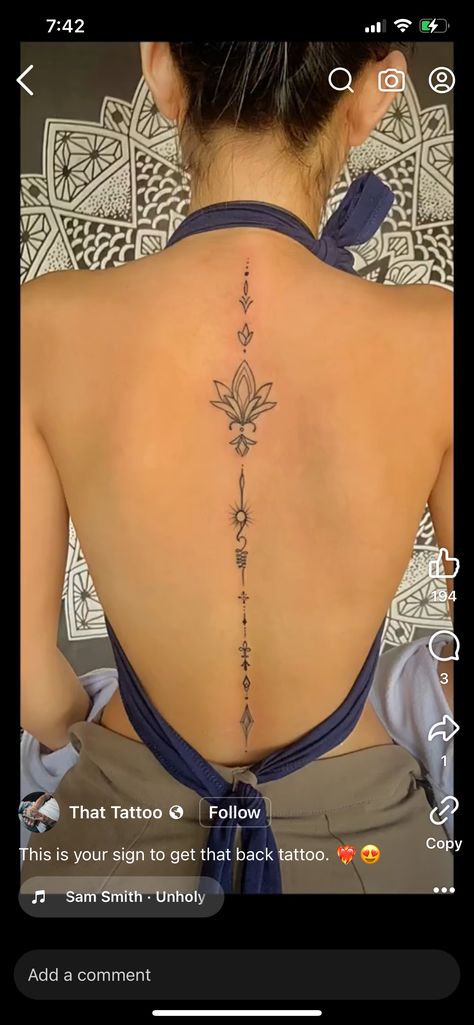 Feminine Back Tattoos, Baby Tattoo Designs, Small Chest Tattoos, Best Tattoos For Women, Spine Tattoos For Women, Pretty Tattoos For Women, Cute Tattoos For Women, Back Tattoo Women, Discreet Tattoos