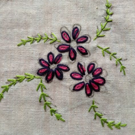 Simple Stitch, Flower Drawing, Hand Embroidery, Machine Embroidery, Embroidery Designs, Floral Design, Daisy, Embroidery, Drawings