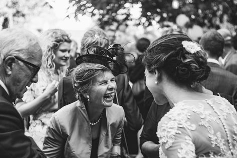 Spontaneous Wedding, Photojournalism Photography, Documentary Wedding Photos, Family Wedding Photos, Natural Wedding Photography, Candid Wedding Photos, Wedding Photography Styles, Film Wedding Photography, Candid Wedding Photography