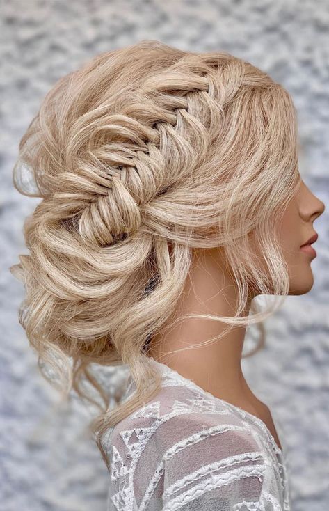 Fishtail Braid Updo Wedding, Updo Prom Hairstyles, Updo With Curls, Updo Hairstyles For Wedding, Updo With Braid, Hairstyles For Long Hair Updo, Fishtail Braid Wedding, Updo Hairstyles For Long Hair, Messy Updo Hairstyles