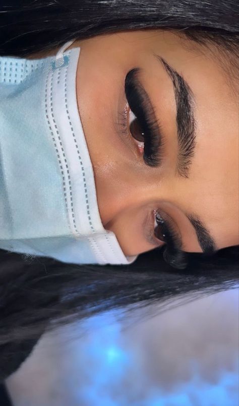 Mega Lash Extensions, Mega Volume Lash Extensions, Lashes Styles, Russian Eyelashes, Mega Volume Lashes, Lash Ideas, Chica Chola, Natural Fake Eyelashes, Best Lash Extensions