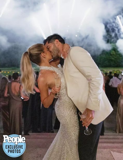 Hannah Godwin and Dylan Barbour Wedding Photos (Exclusive) Hannah Godwin, Bachelor In Paradise, Wedding In France, Ponytail Hairstyle, Classic Wedding Cake, West Coast Fashion, Wedding Week, European Wedding, France Wedding