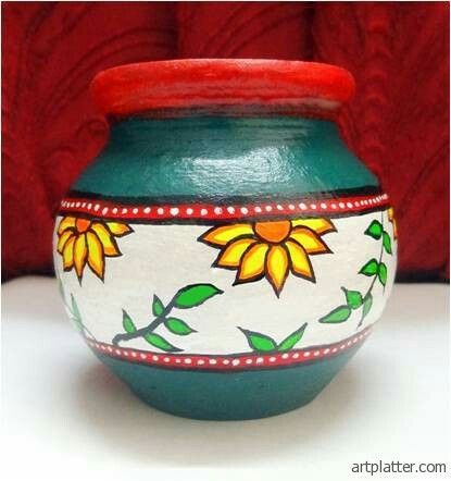 Matka Painting, Pot Painting Ideas, Flower Pot Art, Pot Painting, Painted Pots Diy, Flower Pot Design, Painted Plant Pots, Flower Pot Crafts, Pottery Painting Designs