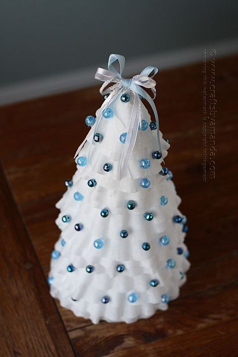 White and Blue Coffee Filter Tree - Amanda Formaro, Crafts by Amanda Coffee Filter Christmas Tree, Coffee Filter Christmas, White And Blue Christmas, Christmas Cones, Coffee Filter Crafts, Cone Christmas Trees, Christmas Tree Crafts, Blue Coffee, Indoor Christmas