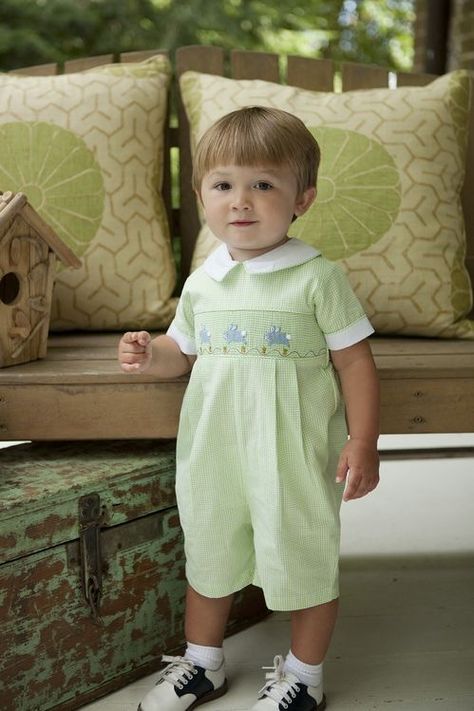 Smocked Outfits, Boys Smocked Outfits, English Smocking, Applique Clothing, Boys Smock, Smocked Romper, Green Cottage, Baby Robes, Boy Sewing