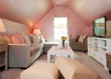 Townhouse Ideas, Bonus Room Ideas, Attic Playroom, Attic Ideas, Attic Design, Future Bedroom, Attic Room, Attic Space, Attic Bedrooms