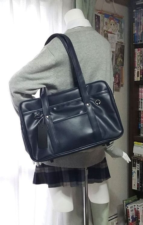 Nanchatte Fashion, Japanese School Bag, Travel Bag Essentials, School Uniform Fashion, Japanese Bag, Japanese School, School Bags For Girls, Bag Essentials, Uniform Fashion