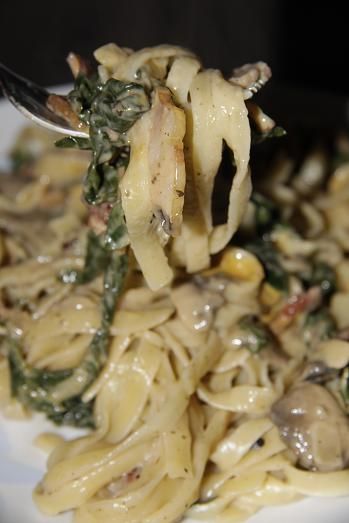 Budget-friendly Bacon, mushroom  spinach pasta Spinach Bacon Pasta Recipes, Pasta Mushroom Spinach, Bacon And Mushroom Pasta, Pasta With Bacon And Mushrooms, Pasta With Mushrooms And Spinach, Mushroom And Spinach Pasta, Mushroom Spinach Pasta, Spinach Pasta Recipe, Recipe Noodles