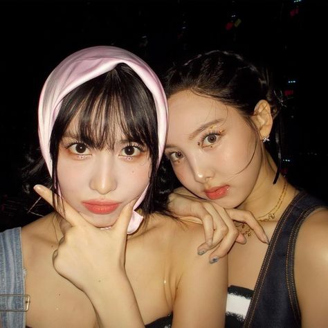 [account dedicated to twice] momo and nayeon twice icons Iq Metlife Stadium, Sana Momo, My Kind Of Woman, Twice Kpop, Hirai Momo, Im Nayeon, Nayeon Twice, One In A Million, Instagram Update