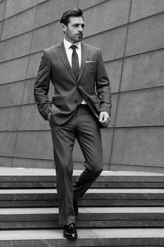 Male Poses In Suits, Business Man Photography Outdoor, Bussines Man Photoshoot, Buissnes Man Photoshoot, Men Suits Photoshoot, Men Suit Photoshoot Outdoor, Mens Suit Photoshoot Ideas, Corporate Portrait Photography Men, Men’s Portraits