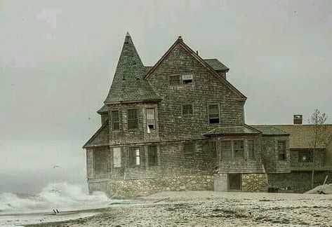 Rosebud, New England, USA...the sea is about to claim ownership of this abandoned beach house. More Synonyms, Abandoned Beach, Haunted House Drawing, Quotes About Nature, Miskatonic University, New England Usa, Father Ted, Elizabeth Swann, Rabbit House