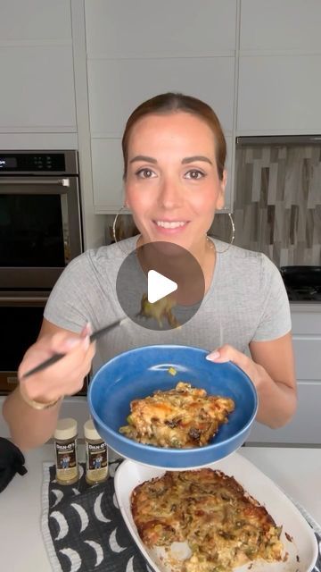 Hungry Happens Recipes, Tictoc Recipes, Chicken Zucchini Bake, Stella Drivas, Zucchini Bake, Healthy Lasagna, Hungry Happens, Instagram Recipes, Chicken Recipies