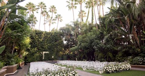 The Best Wedding Venues in Los Angeles Wedding Venues Los Angeles, Palm Springs Wedding Venues, Old Money Wedding, Money Wedding, Old Hollywood Wedding, Wedding Venue Los Angeles, Wedding Venues Ideas, Smallest Wedding Venue, Los Angeles Hotels