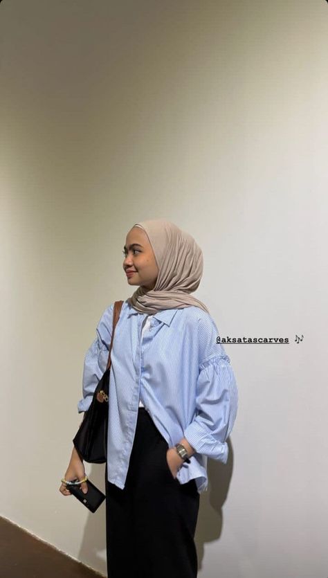 Ootd Korean Style Hijab, Outfit Hijab Simple, Outfit Ngampus, Ootd Korean Style, Outfit Hijab Casual, Muslimah Style, Hijab Style Casual, Casual College Outfits, Hijabi Fashion Casual