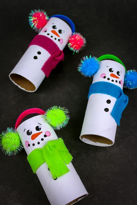 Crafts Recycled, Snowman Crafts Diy, Christmas Toilet Paper, Toilet Paper Tube, Toilet Paper Crafts, Preschool Christmas Crafts, Christmas Crafts For Kids To Make, Keepsake Gifts, Holiday Crafts For Kids