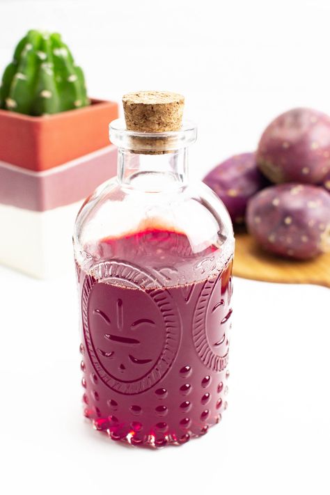 Prickly Pear Simple Syrup, Pear Simple Syrup Recipe, Prickly Pear Syrup Recipe, Pear Syrup Recipe, Pear Simple Syrup, Simple Syrup For Cocktails, Prickly Pear Jelly, Prickly Pear Recipes, Syrup For Cocktails