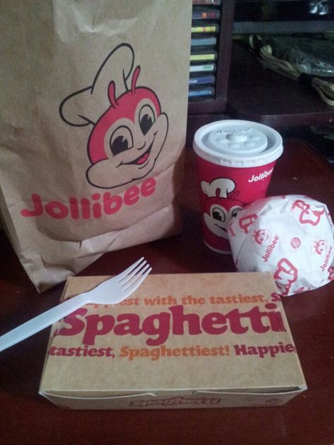 Jollibee Take Out, Jollibee Prank Picture, Restaurant Bloxburg, Jollibee Restaurant, Fake Profile, Pink Songs, Random Picture, Alcohol Drinks, Dinner Meals