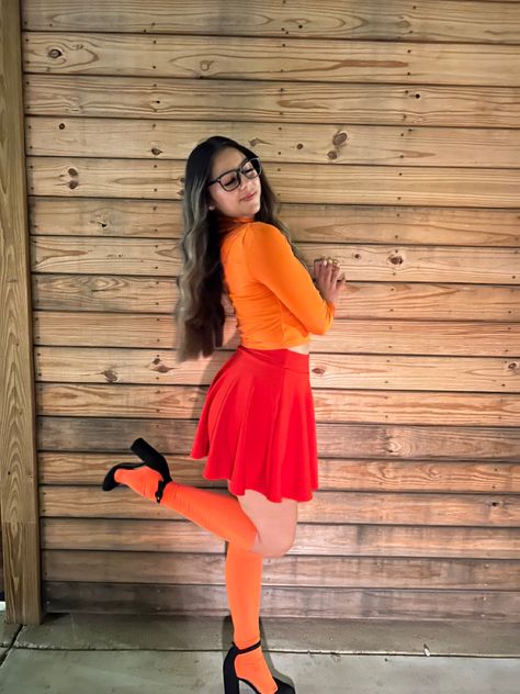 Plus Size Halloween Costumes 2023, Velma Costume Plus Size, Vilma Scooby Doo, Velma And Shaggy Costume, Shaggy Costume, Velma Halloween Costume, Velma Costume, Shaggy And Velma, Twin Halloween