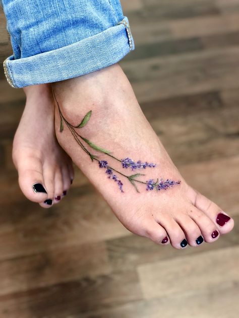 Heather Tattoo, Scotland Tattoo, Lavender Tattoo, Cool Wrist Tattoos, Beautiful Flower Tattoos, Tasteful Tattoos, Red Ink Tattoos, Foot Tattoo, Mom Tattoos