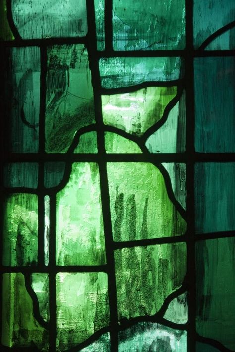 Romeo I Julia, Dark Green Aesthetic, Moodboard Aesthetic, Slytherin Aesthetic, Green Photo, Art Video, Sea Glass Art, Custom Glass, Green Wallpaper