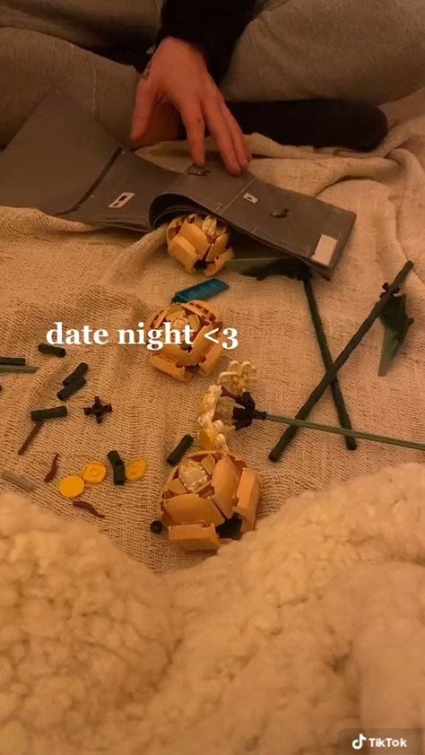 Building Legos With Boyfriend, Lego Date Night Aesthetic, Couples Building Legos, Lego Building Date Aesthetic, Lego Dates Ideas, Building Legos Date, Couple Building Legos, Lego Building Date, Legos For Boyfriend