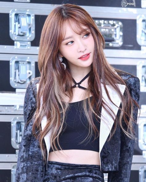 Hani Exid, Skirt, Hair, Black