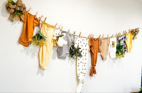 Onsie Clothesline Decoration, Baby Shower Onesie Clothesline, Onesie Clothes Line Shower Ideas, Baby Onesie Garland, Baby Clothesline Decoration, Baby Clothes Line Decor, Baby Shower Garland Ideas, Onesie Backdrop, Baby Clothes Garland