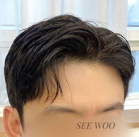 Boys Hair Highlights, Mens Straight Hair, Asian Men Short Hairstyle, Mens Haircuts Straight Hair, Middle Hair, Asian Man Haircut, Mens Haircuts Short Hair, Shaved Hair Designs, Mens Facial Hair Styles