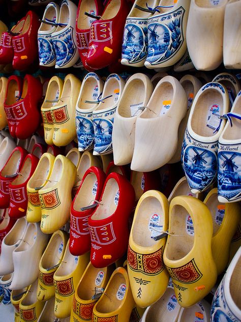 Amsterdam Flower Market, Dutch Wooden Shoes, Dutch Clogs, Dutch People, Holland Netherlands, Holland Roden, Dutch Girl, Netherlands Travel, Wooden Clogs