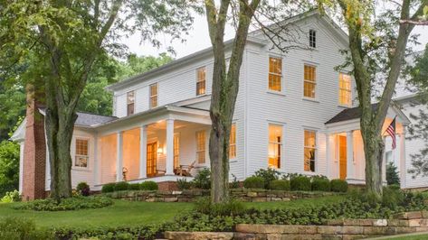 Greek Revival Exterior, Greek Revival Architecture, Colonial House Exteriors, Greek Revival Home, New England Farmhouse, Colonial Farmhouse, Colonial Exterior, Traditional Style Homes, New England Homes