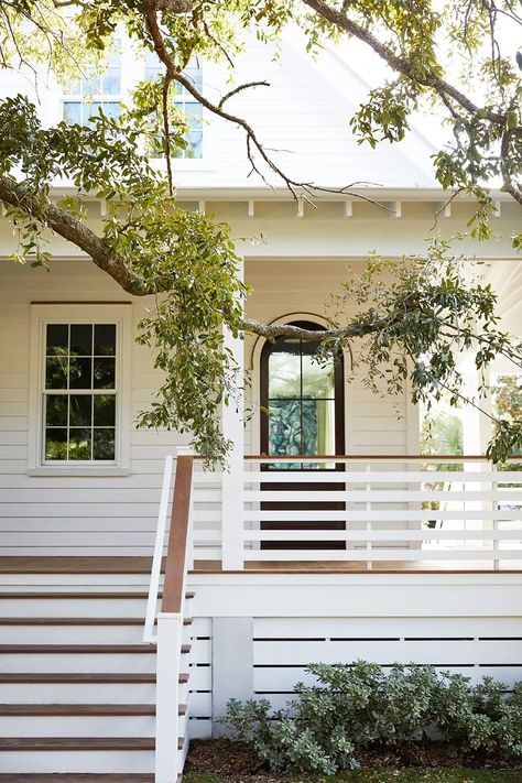 heather a wilson, architect | sullivan's island no. 2 Modern Beach House Exterior, Dream House Beach, Beachy House, Queenslander House, Pure Salt Interiors, Lodge Ideas, Weatherboard House, Pure Salt, Sullivans Island