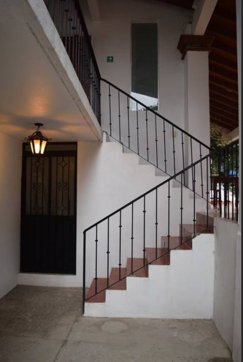 Wrought Iron Stair Railing Spanish Style, Spanish Style Railing, Wrought Iron Balcony Railing Modern, Mexican Tile Stairs, Iron Staircase Railing, Iron Balcony Railing, Metal Stair Railing, Outdoor Stair Railing, Wrought Iron Stair Railing