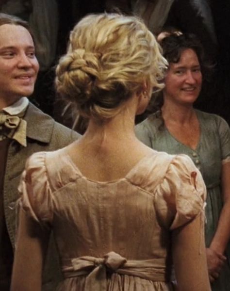 Jane Bennett Hair, Pride And Prejudice Updo, Jane Bennet Hair, Elizabeth Bennet Jennifer Ehle, Lizzie Bennet Hair, Period Drama Hair, 1810s Hairstyles, Period Drama Hairstyles, Jane Bennet Aesthetic