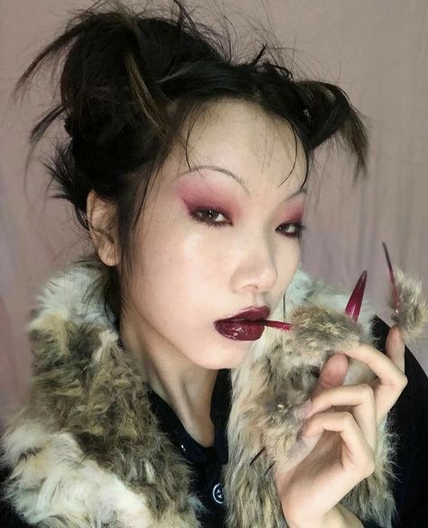 японский стиль Asian Goth, Swag Makeup, Edgy Makeup, Goth Makeup, Creative Eye Makeup, Creative Makeup Looks, Editorial Makeup, Pretty Makeup, Creative Makeup