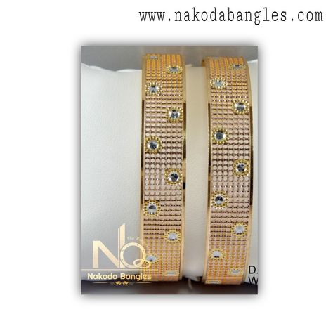 Cnc Bangles, Fancy Bangles, Gold Bangle Set, Bangles Gold, Bangles Design, Gold Ring Designs, Bangles Jewelry Designs, Gold Bangles Design, Gold Work