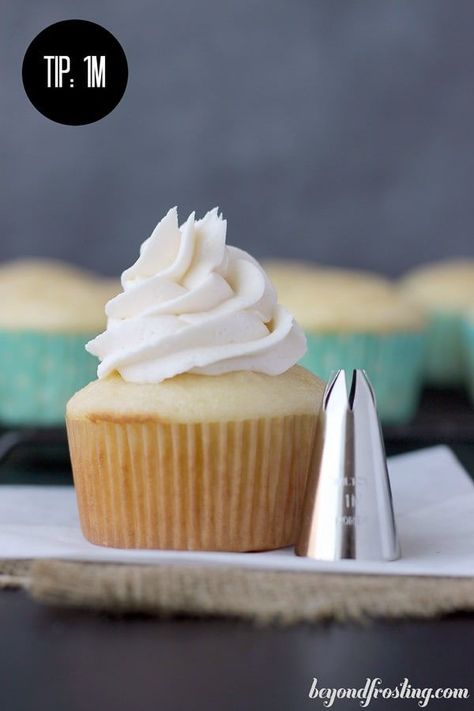 Boozy Cupcakes Recipes, Cupcake Frosting Tips, Beyond Frosting, Easy Cupcakes Decoration, Boozy Cupcakes, Piping Tip, Cupcake Tutorial, Cake Piping, Frosting Tips