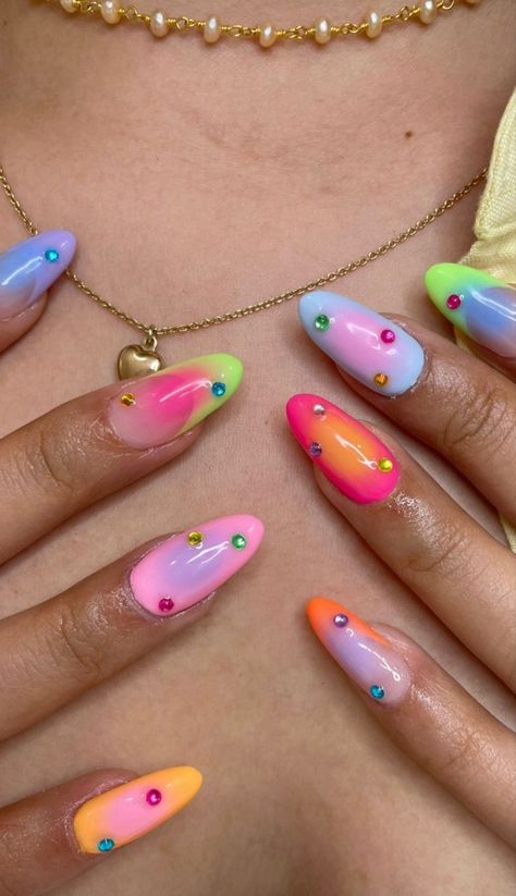 Unique Nail Ideas, Clear Glitter Nails, Aura Nails, Airbrush Nails, Edgy Nails, Minimal Nails, Summery Nails, Rainbow Aura, Press Ons