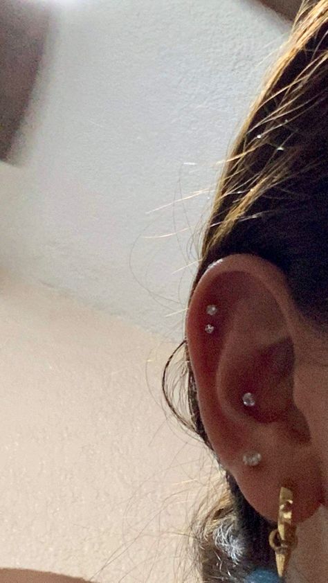 Picture
of ear with piercings Conch Piercing Aesthetic, Piercing Inspo, Cute Piercings, Earring Ideas, Conch Piercing, Ear Piercing, Brown Skin, Conch, Ear Piercings