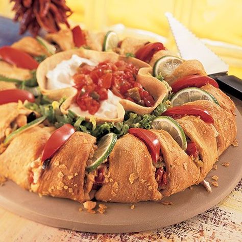 Chicken Enchilada Ring Pampered Chef Chicken Enchilada Ring, Chicken Ring Pampered Chef, Pampered Chef Chicken Ring, Pampered Chef Ring Recipe, Pampered Chef Crescent Ring Recipes, Chicken Enchilada Ring, Enchilada Ring, Ring Recipes, Crescent Rings