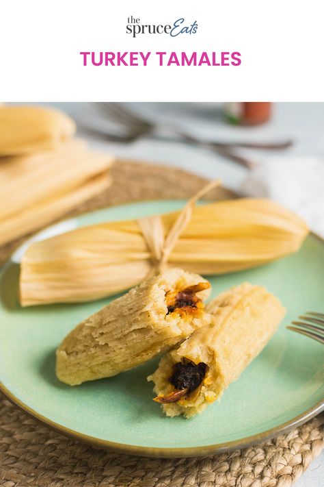 Turkey Tamales, Tamale Sauce, Tamale Filling, Tamale Recipes, Homemade Tamales Recipe, Masa Recipes, Masa For Tamales, Make Tamales, Vegan Tamales