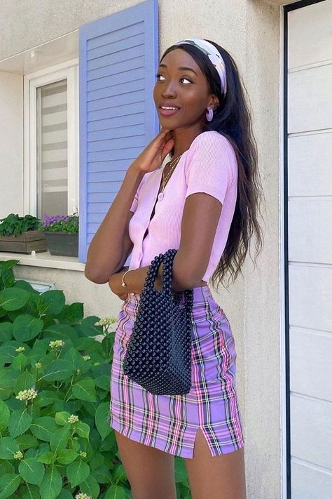 The New Skirt Trend That Is Suddenly Dominating My Instagram Feed RN Brandy Clothes, Estilo Rachel Green, Mode Indie, Plaid Skirt Outfit, Tennis Skirt Outfit, Soft Girl Outfits, Estilo Indie, Purple Outfits, Skirt Trends