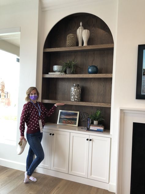 Built In Arch In Wall, Arches Built Ins, Alcove Media Wall, Built In With Arch, Arched Alcove Ideas Living Room, Wooden Built Ins, Arched Built Ins Fireplace, Arch Bookshelf Built Ins, Arch Built In Shelves