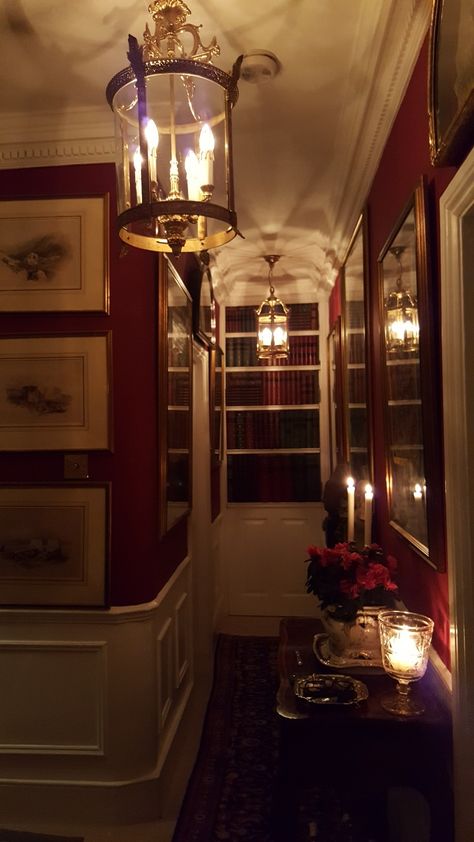 Posh Astetic, Red And Black Interior Design, Dark Red House Aesthetic, Femme Fatale Room Decor, Romantic House Decor, Old Money Bedroom Aesthetic Dark, Dark Academia Mansion Bedroom, Red Wallpaper House, Dark Red Victorian Aesthetic