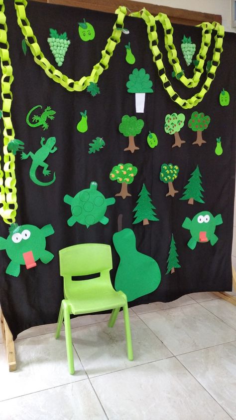 Green Day Decoration In School, Colours Day Decoration In School, Green Colour Day Celebration In School, Green Day Board Decoration For Preschool, Green Day Celebration Ideas In Preschool, Green Day Ideas For Preschool, Green Colour Activity For Preschool, Green Colour Day Decoration In School, Green Day Activity For Preschool