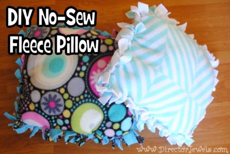 Director Jewels: Kid Craft: DIY No-Sew Fleece Tie Doll Pillow Tutorial Sew Pillow, Tie Pillows, No Sew Fleece, Fleece Crafts, Diy Party Crafts, No Sew Blankets, Fleece Pillow, Fleece Tie Blankets, Doll Pillow