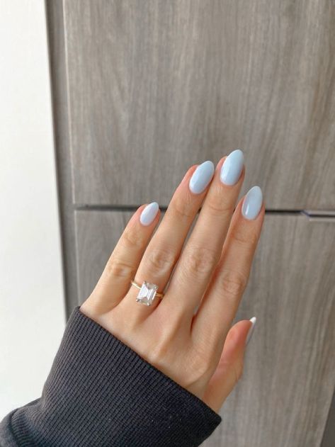 Almond Nails Periwinkle, Almond Acrylic Nails One Colour, Almost Shaped Nails, Light Blue Nails Wedding, Light Blue Pastel Nails, Powdered Blue Nails, Short Almond Baby Blue Nails, Blue Nails Round Shape, Blue Acrylics Almond