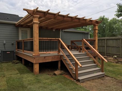 12 X 12 Deck Ideas, Small Outdoor Deck Ideas, Mobile Home Decks And Porches, Deck With Steps, Carport Modern, Deck Pergola, Wood Decks, Attached Pergola, Cabin Porch