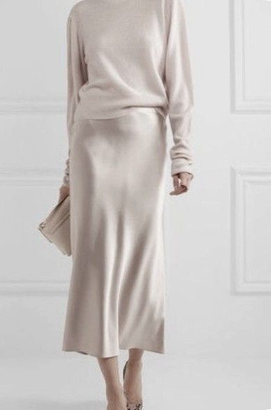 Minimalist Moda, Winter Chic, Calvin Klein Collection, Satin Midi Skirt, Midi Skirts, Mode Inspo, 가을 패션, Looks Style, Mode Inspiration