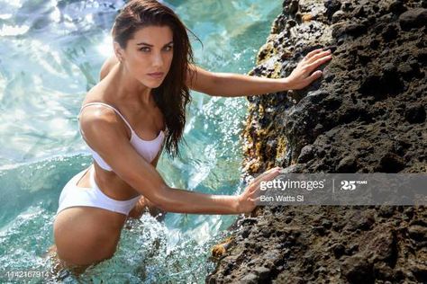 Alex Morgan, Sports Illustrated, Swimsuit 2019 Alex Morgan Swimsuit, Swimsuit Photos, Alex Morgan Soccer, Hope Solo, Chic Swimsuit, Sport Woman Fitness, Award Winning Photography, Alex Morgan, Saint Lucia