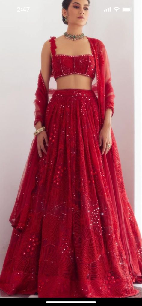 Red Bridesmaid Lehenga, Sangeet Dress For Bride Sister, Modern Indian Wedding Outfits Sisters, Bridesmaid Dresses Indian Sisters, Simple Wedding Dress Indian, Wedding Outfits Indian Sisters, Sangeet Outfit Sisters, Modern Lehangas, Lehenga For Bride's Sister